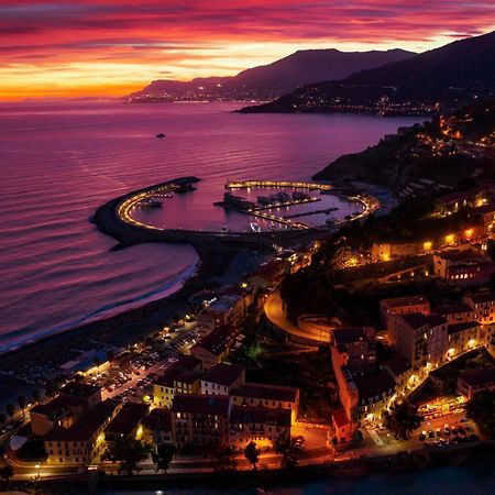 Appartamento Carrerapiana Pigna Exteriér fotografie